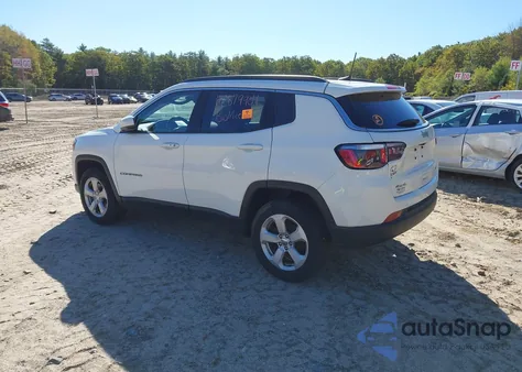 2019 Jeep Compass Latitude 4X4 z USA, uszkodzony, nr VIN 3C4NJDBBXKT593879